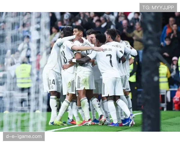 卡卡皇马时期数据亮眼：助攻与进球双线闪耀，助球队称霸西甲