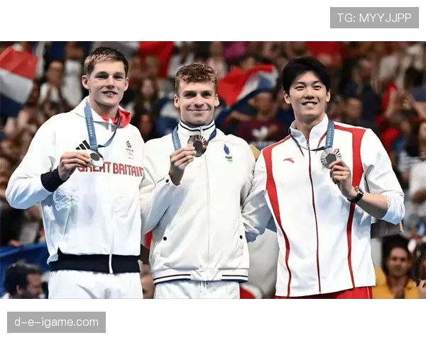 李小鹏买菜那张图，奥运冠军和隔壁大叔同时在线，尴尬又好笑